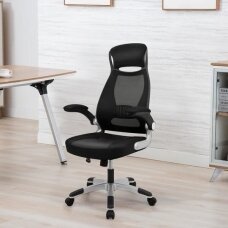 Juoda ergonominė biuro kėdė